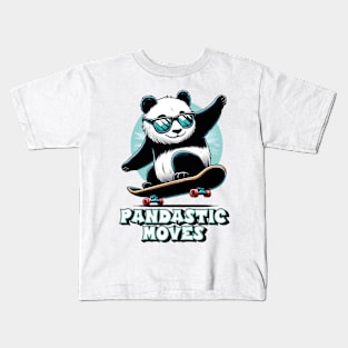 Cool panda with sunglasses on skateboard – "Pandastic Moves" Kids T-Shirt